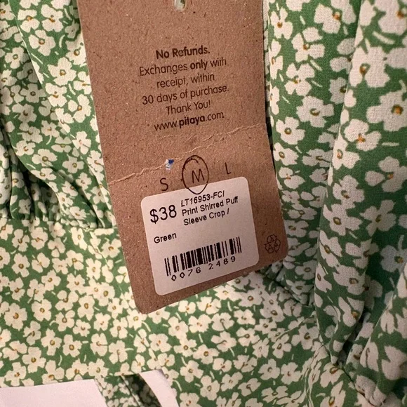 Lush Green Floral Women's Blouse - Picture 4 of 4